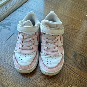 Nike Kids' Court Borough Recraft Low Top Sneaker Little Kid